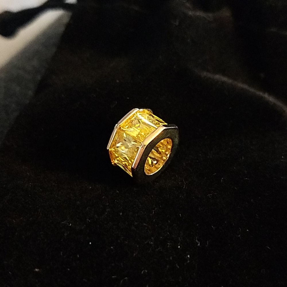 18K Gold plated Sterling, yellow CZ spin pendant